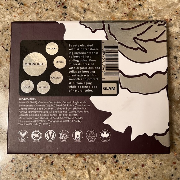 Fitglow Glam Palette - Picture 4 of 4